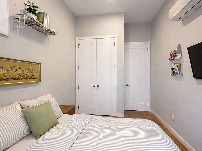 1661 Woodbine St #5A — Photo 6