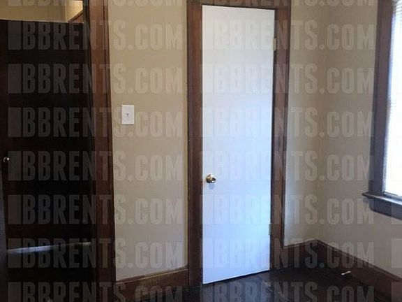 5th image of 530 Millikin St