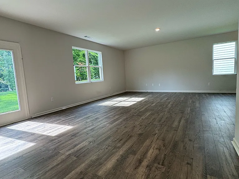 284 Shadwood Pl — Photo 6