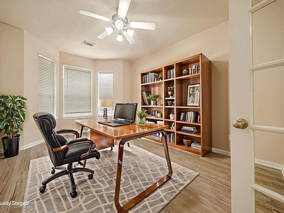 4th image of 18106 Linden Forest Ln