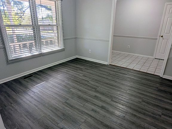 2nd image of 502 Irongate Blvd
