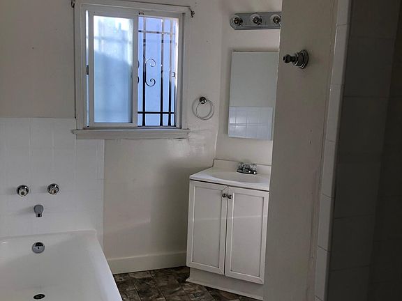 2nd image of 2407 W 79th St