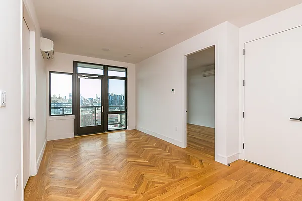 Rented by Nooklyn NYC LLC | media 106