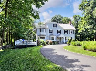 12 Perry Ln, Ridgefield, CT 06877