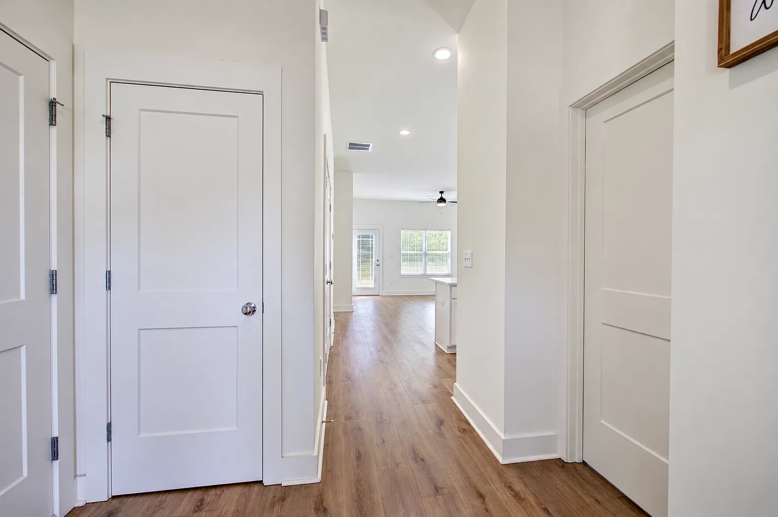 9 Arbor Court - 1 — Photo 2