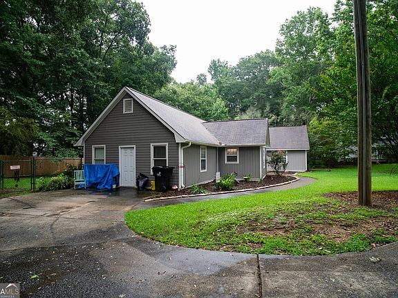 3rd image of 178 Grange Rd