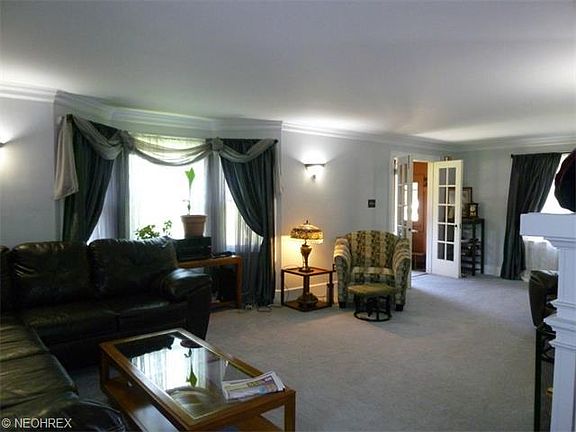 5th image of 543 Vinita Ave