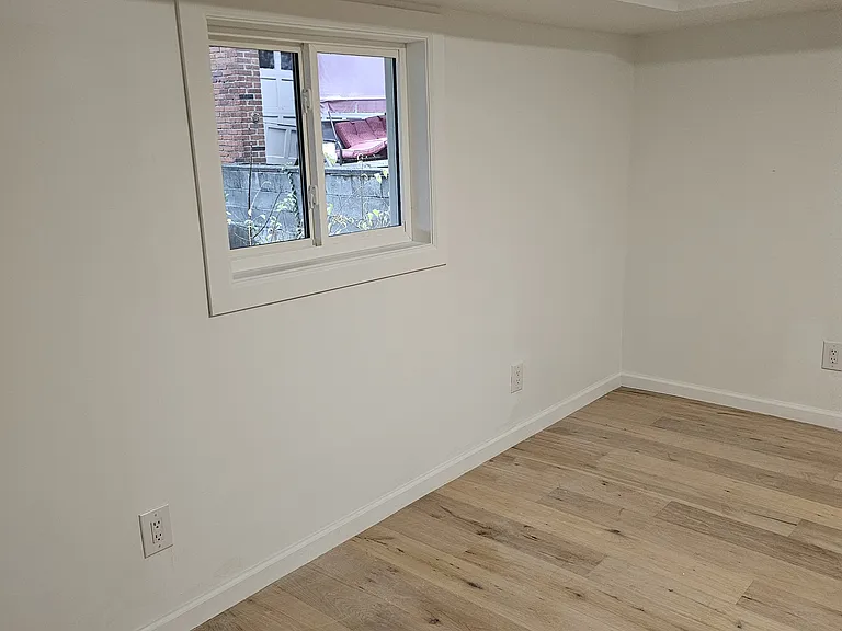 104 Marylea Ave — Photo 17