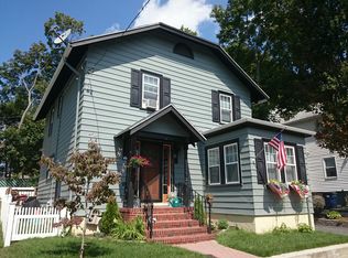 30 Garth Rd, West Roxbury, MA 02132