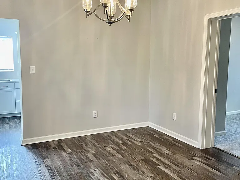 227 Tyree Cir — Photo 6