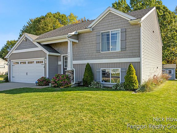 2nd image of 842 E Harmony Dr