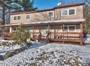 3109 Evergreen Cir, Tobyhanna, PA 18466