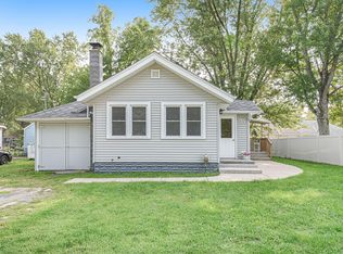 1692 E T Ave, Vicksburg, MI 49097