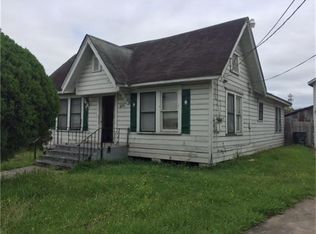 104 N Eastwood St, Houston, TX 77011