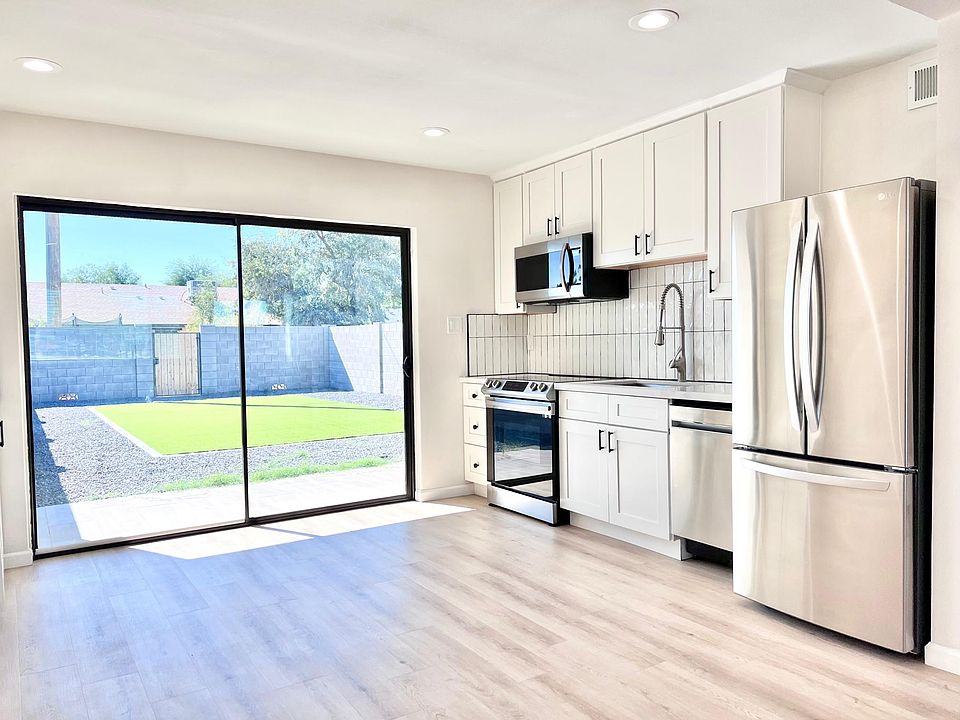 1st image of 1147 E Weber Dr #1147