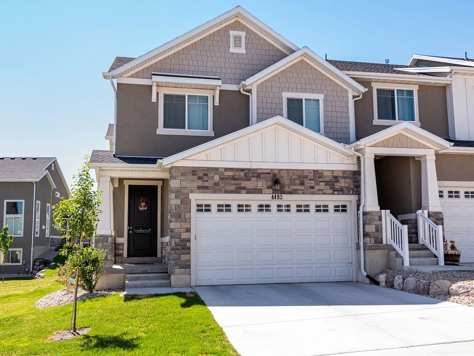 4493 W Lone Shadow Ln — Photo 2