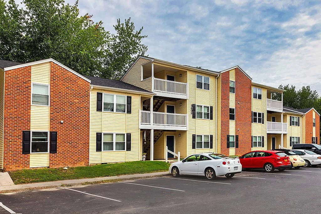 The Regency at Longhill — Photo 4