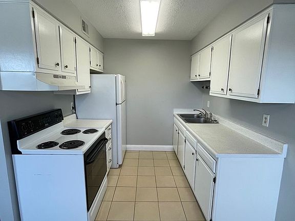 5th image of 9713 Hudson Ln APT 2