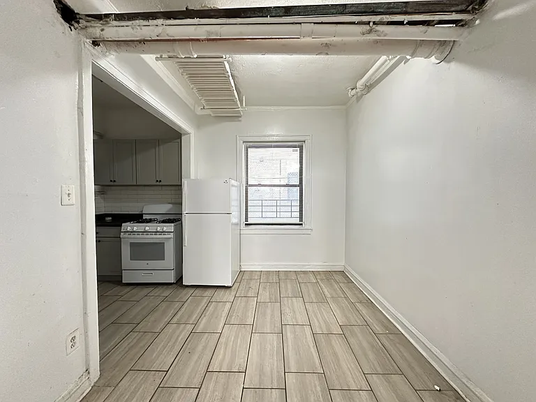 1321.5 W Estes Ave #94 — Photo 8