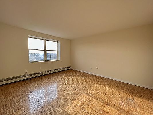 3rd image of 287 Prospect Ave APT 7e