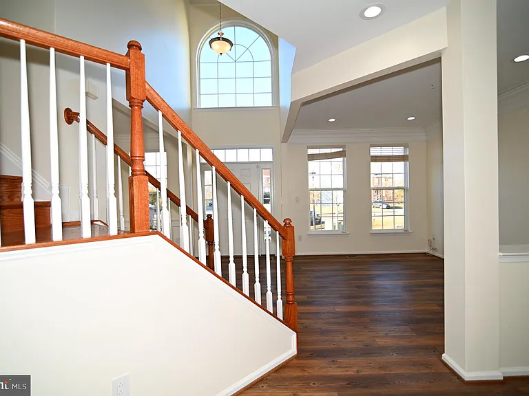 7001 Chaptico Ct — Photo 30