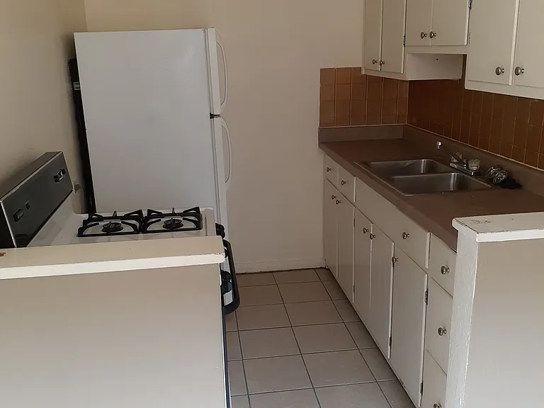The Franklin Roosevelt Apartments — Photo 14