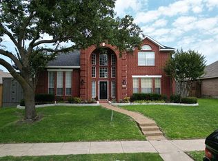 9704 Saint Annes Dr, Plano, TX 75025