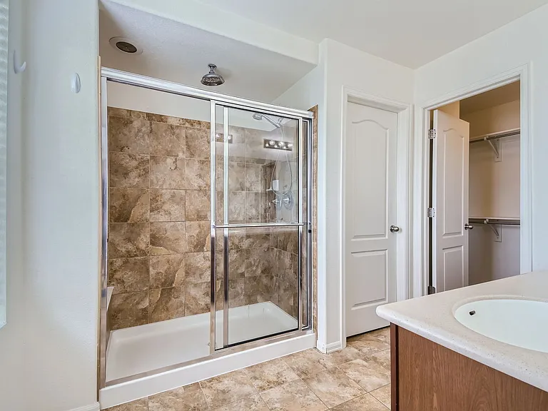 13000 Tamarac St — Photo 15