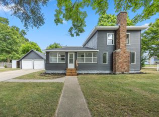 615 S Webster St, Greenville, MI 48838