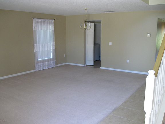 3rd image of 1269 Macon Dr
