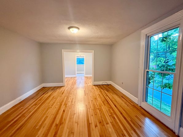 1 River Ave APT 2