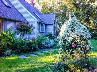 40 Bay Shore Dr, Plymouth, MA 02360