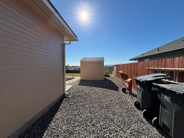 4812 Desert Plateau Dr — Photo 31