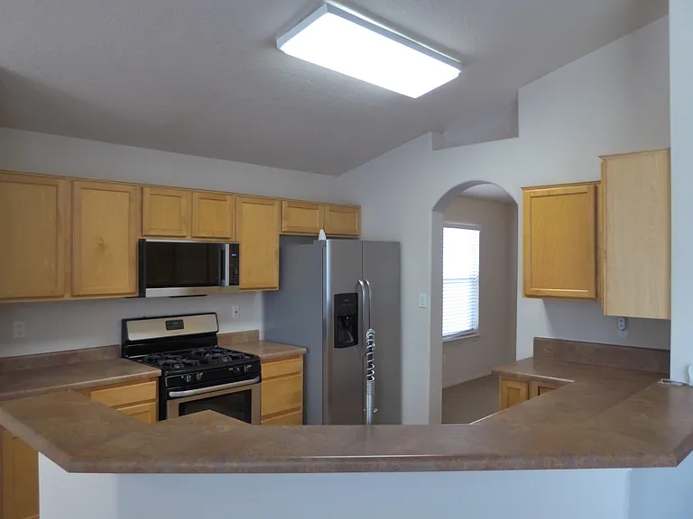 7723 Brianne Ave NW — Photo 12