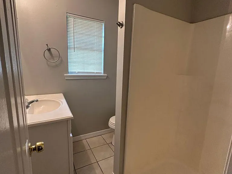 2426 Brookhaven Dr — Photo 6