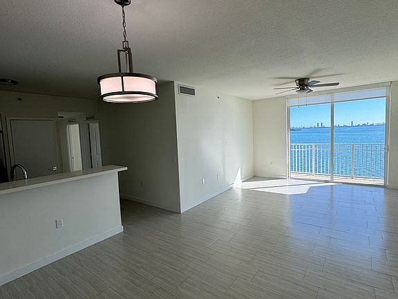 4th image of 444 NE 39th St #411