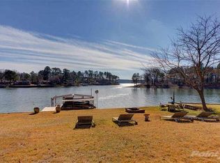 526 Lake Hamilton Dr, Hot Springs National Park, AR 71913