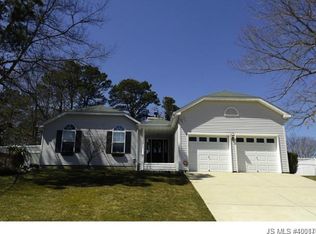 120 Toggle Rd, Manahawkin, NJ 08050