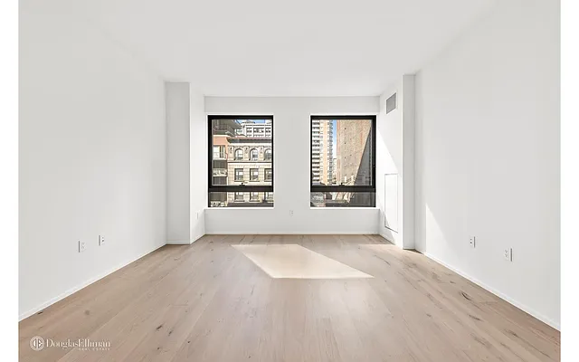 Rented by Douglas Elliman | media 38