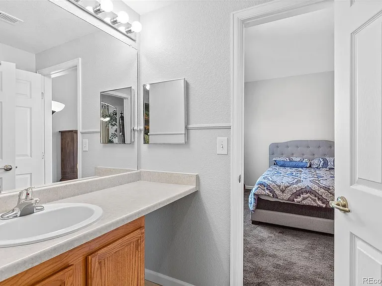 5704 N Gibralter Way #7-201 — Photo 17