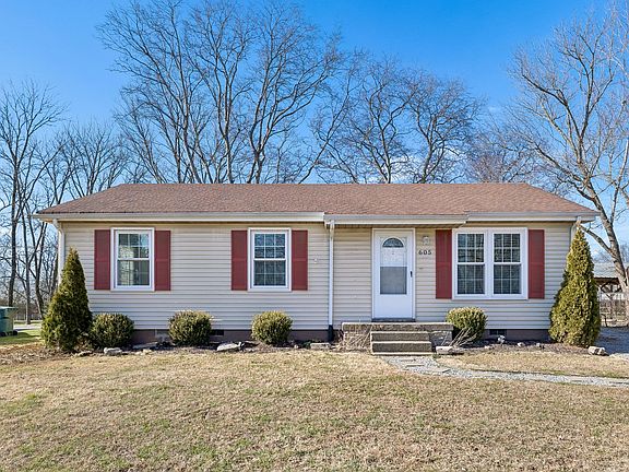 2nd image of 605 Hazelwood Park