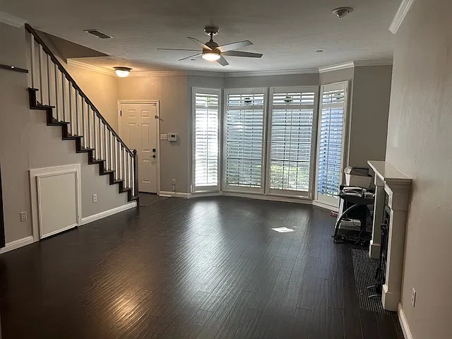 2 bed, 1196 sqft, $2,400 — Photo 4