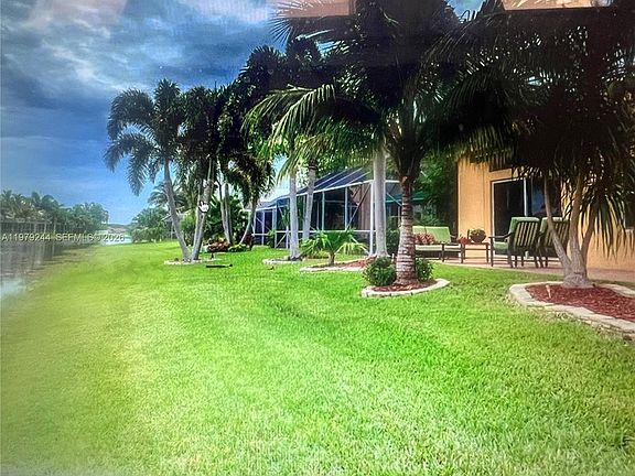 3rd image of 803 Vista Meadows Dr