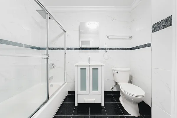 Rented by REAL New York | media 12