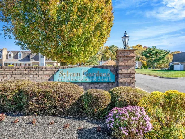 101 Sylvan Avenue #25, Miller Place, NY 11764