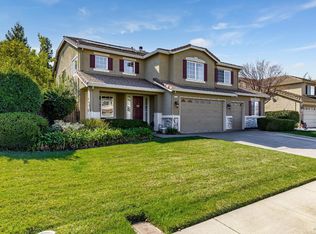 925 Dunerose Ct, Vacaville, CA 95687