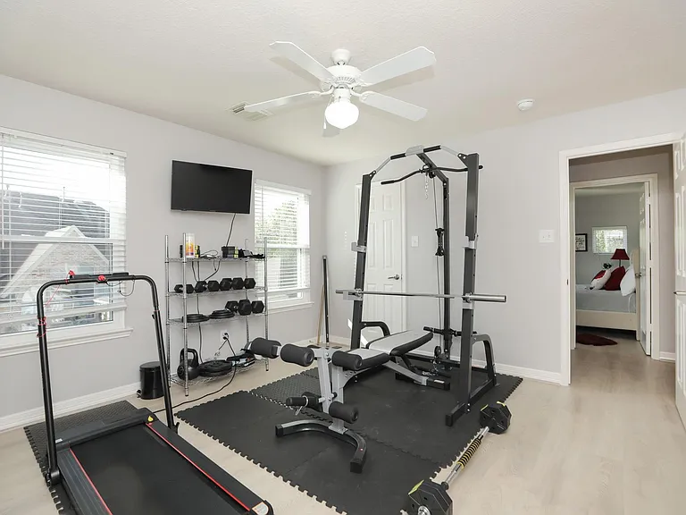 8410 Brighton Lake Ln — Photo 30