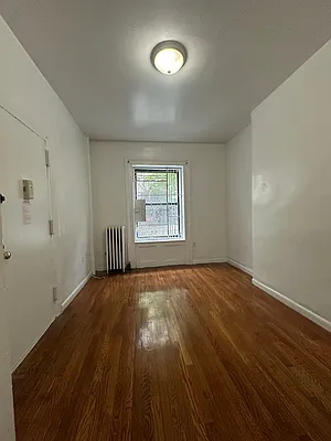 Rented by Peter R. Hungerford, LREB | media 1