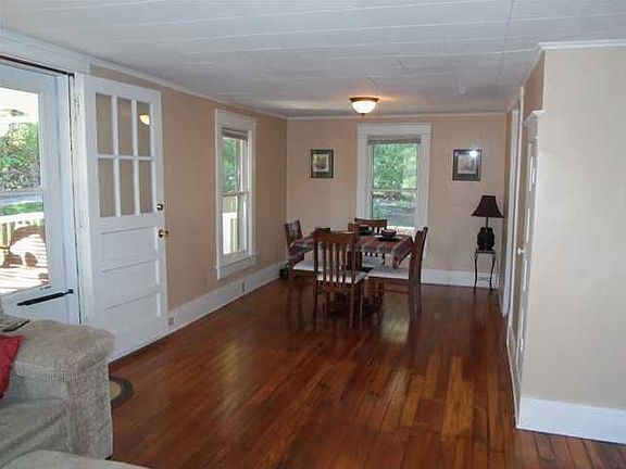 3rd image of 1206 Westwood Ct