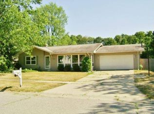 1713 Redstock Ave, Portage, MI 49024